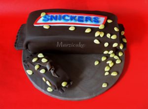 Snickers+logo